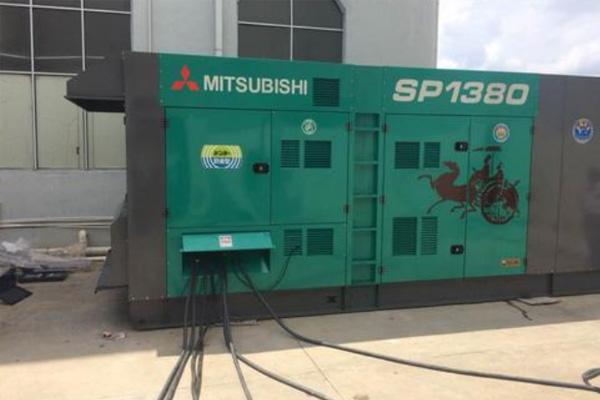 马鞍山为什么有些柴油发电机组的输出电压可以调节？