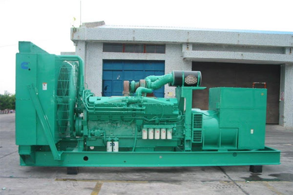 马鞍山工厂发电机应急发电时如何更准确地检查发电机状态？