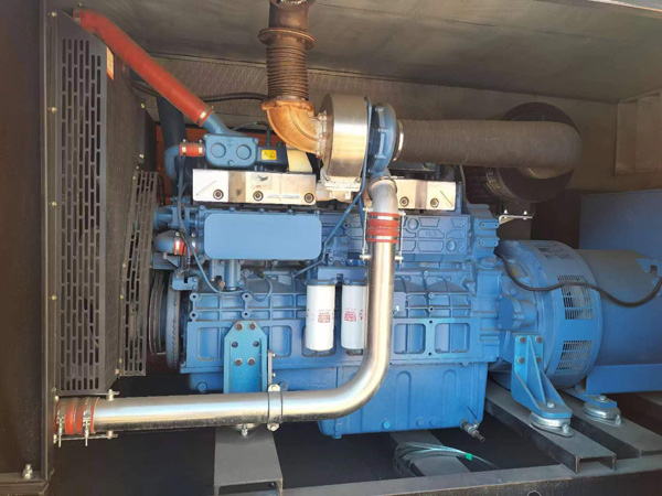 马鞍山燃油消耗率与进气温度的具体关系是什么？