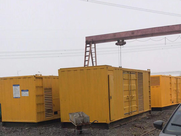 马鞍山100kw柴油发电机组每小时油耗？