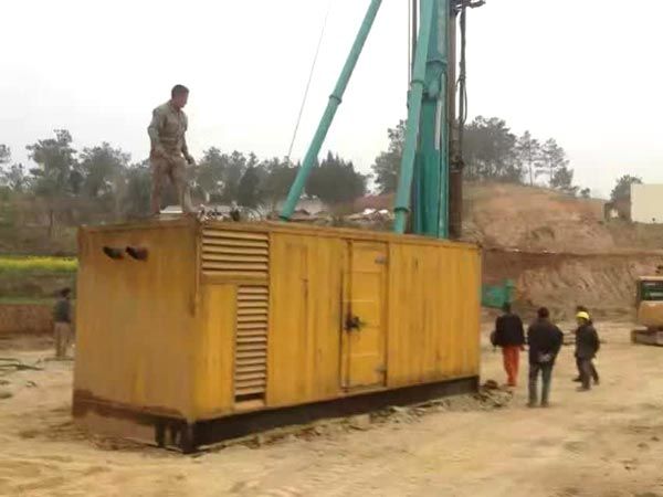 马鞍山如何判断水冷式机油散热器密封件是否需要更换？